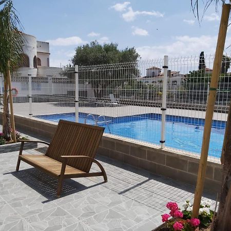Apartament Amb Piscina Empuriabrava Εξωτερικό φωτογραφία
