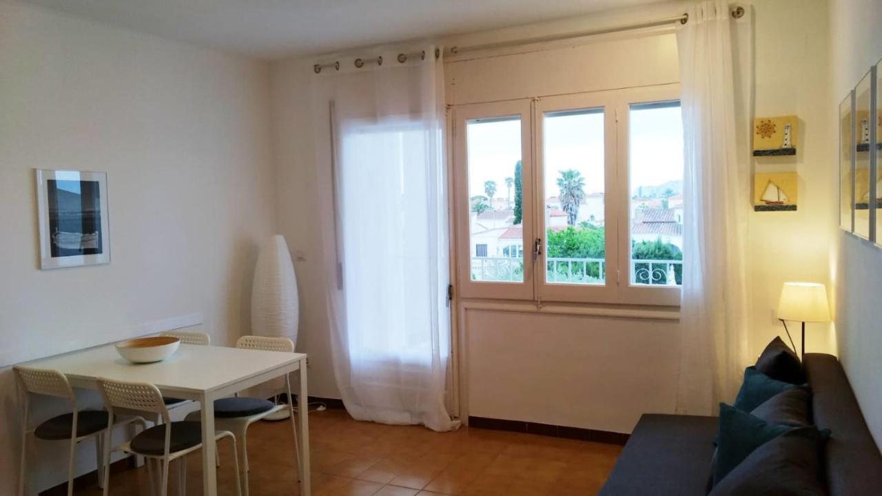 Apartament Amb Piscina Empuriabrava Εξωτερικό φωτογραφία