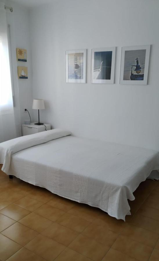 Apartament Amb Piscina Empuriabrava Εξωτερικό φωτογραφία